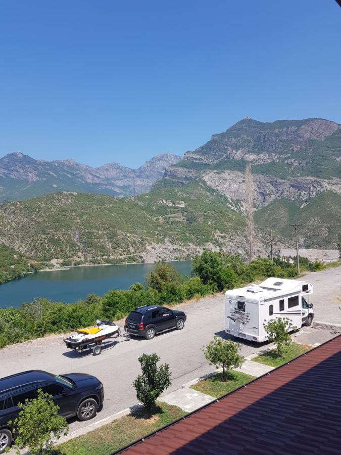 Lugina E Komanit Экстерьер фото